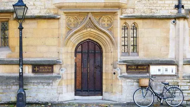 St Cross College